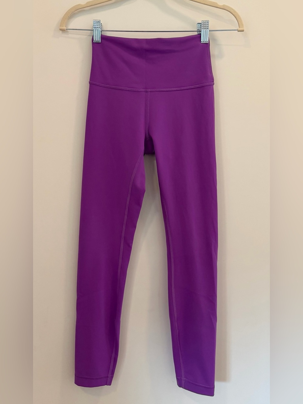 Lululemon Wunder Train High-Rise Tight 25" in Moonlit Magenta | Size 4